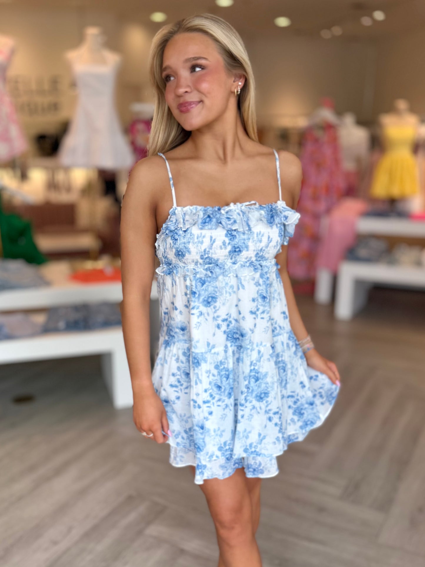 Pastel Floral Back Cut-Out Mini (2 colors)