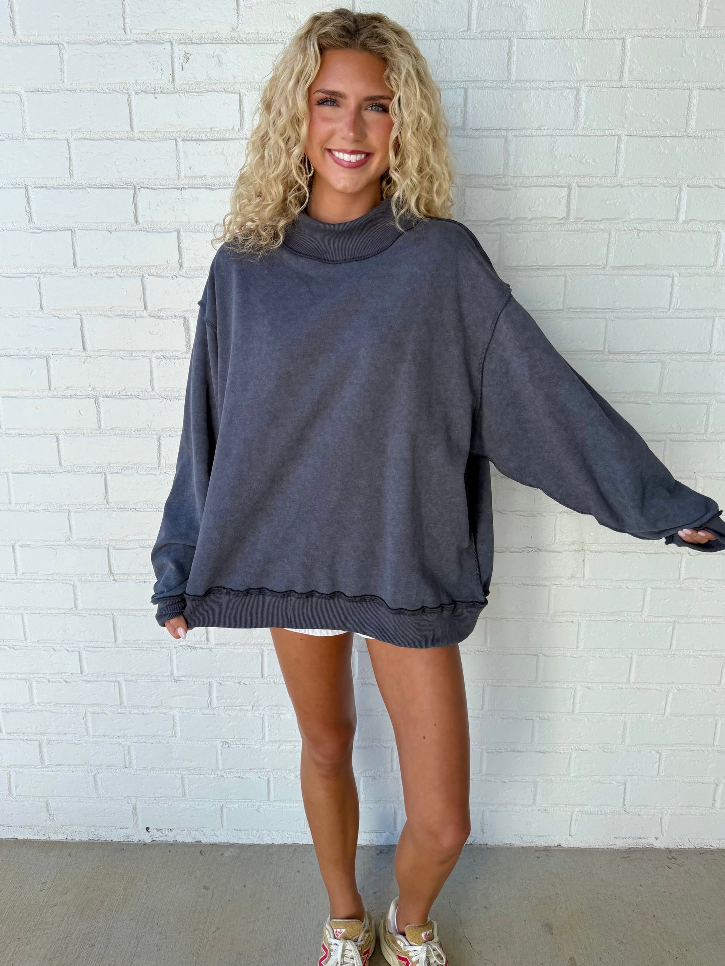Vintage Mock Neck Sweatshirt (2 colors)