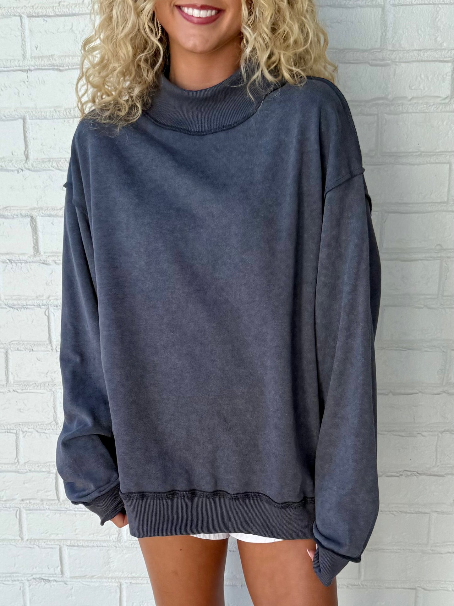Vintage Mock Neck Sweatshirt (2 colors)