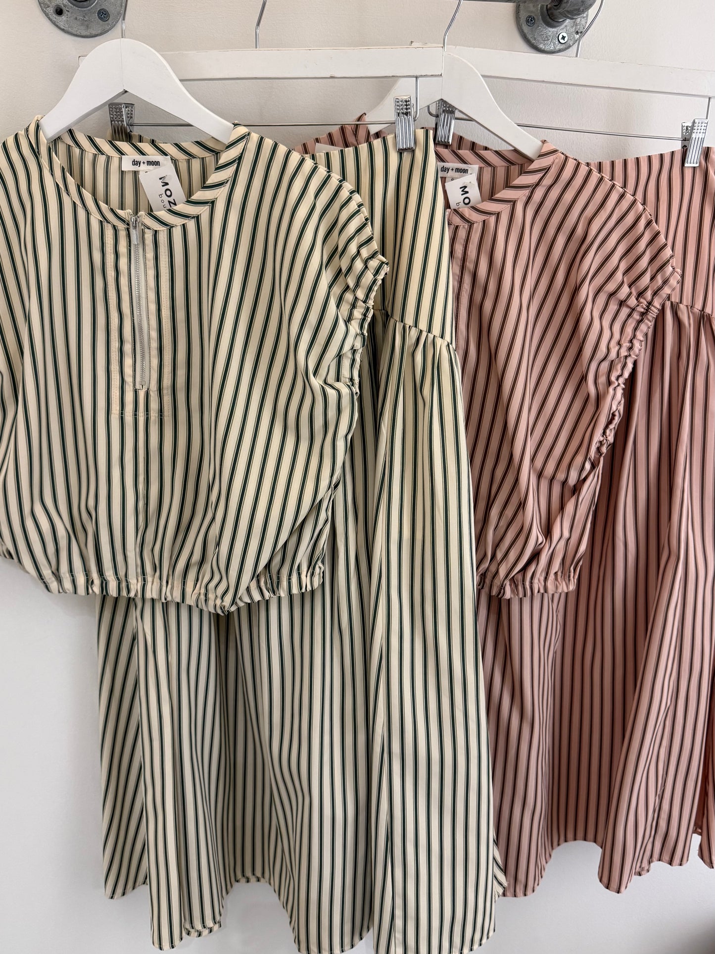 Curved Stripe Maxi Skirt (2 colors)