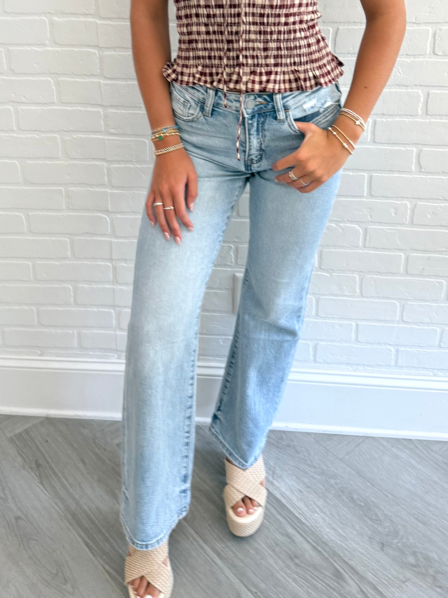 Light Denim 90s Straight Leg Jean