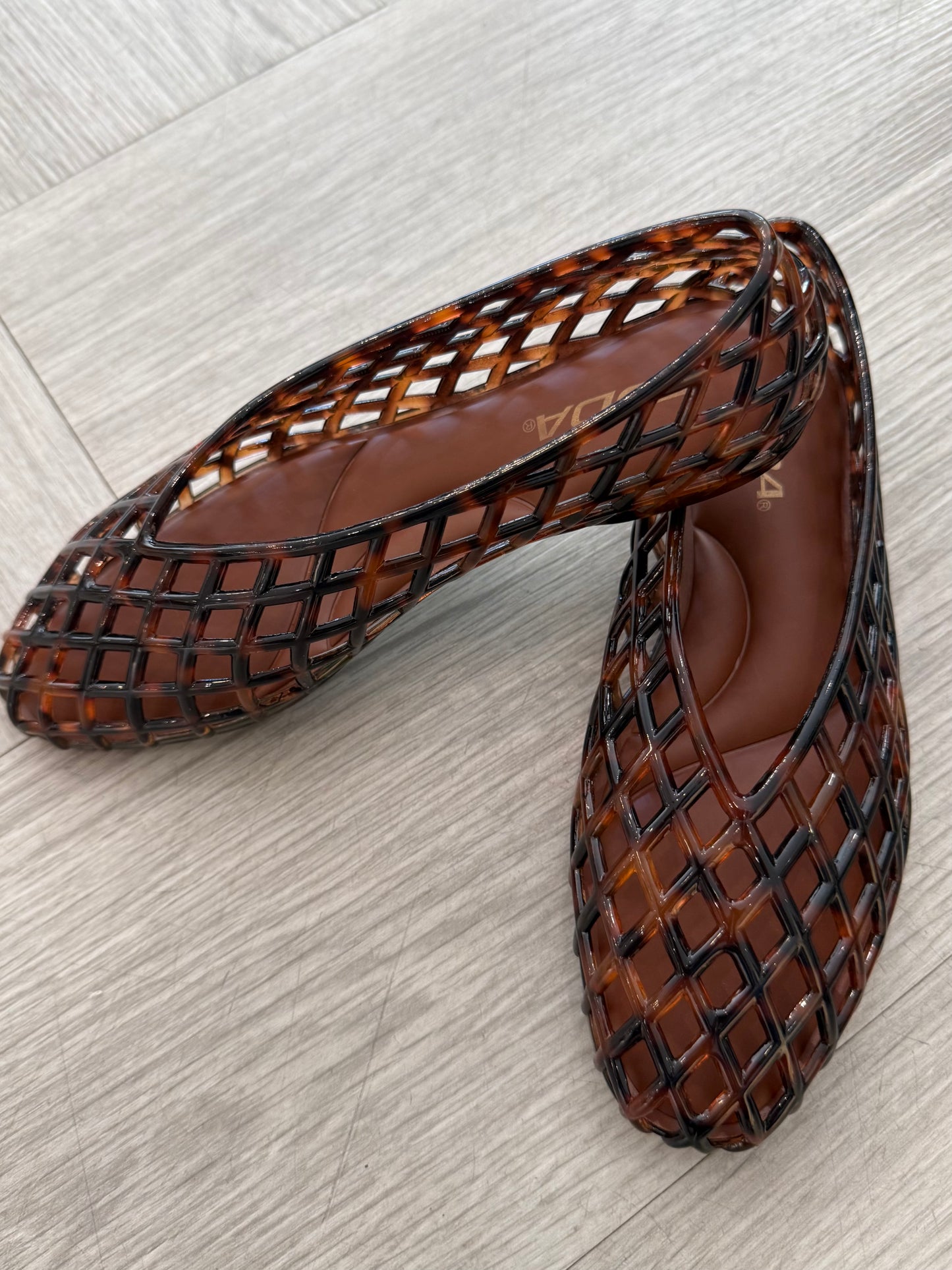 Jelli Shoe in Brown