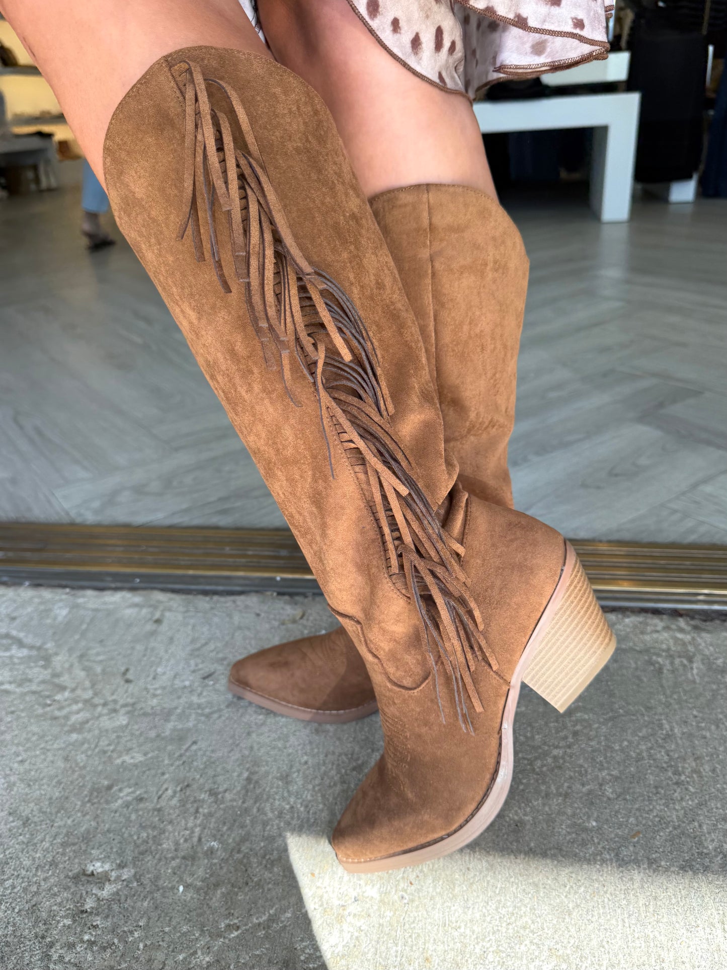 Brown Dixie Fringe Saddle Boot