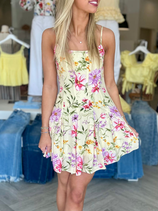 Butter Blossom Twirl Mini