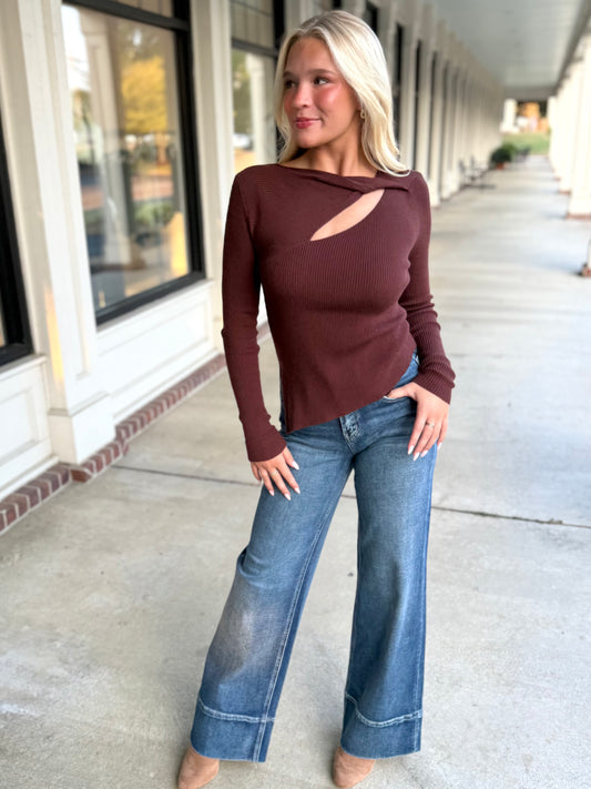 Twisted Front Rib Sweater(2 colors)