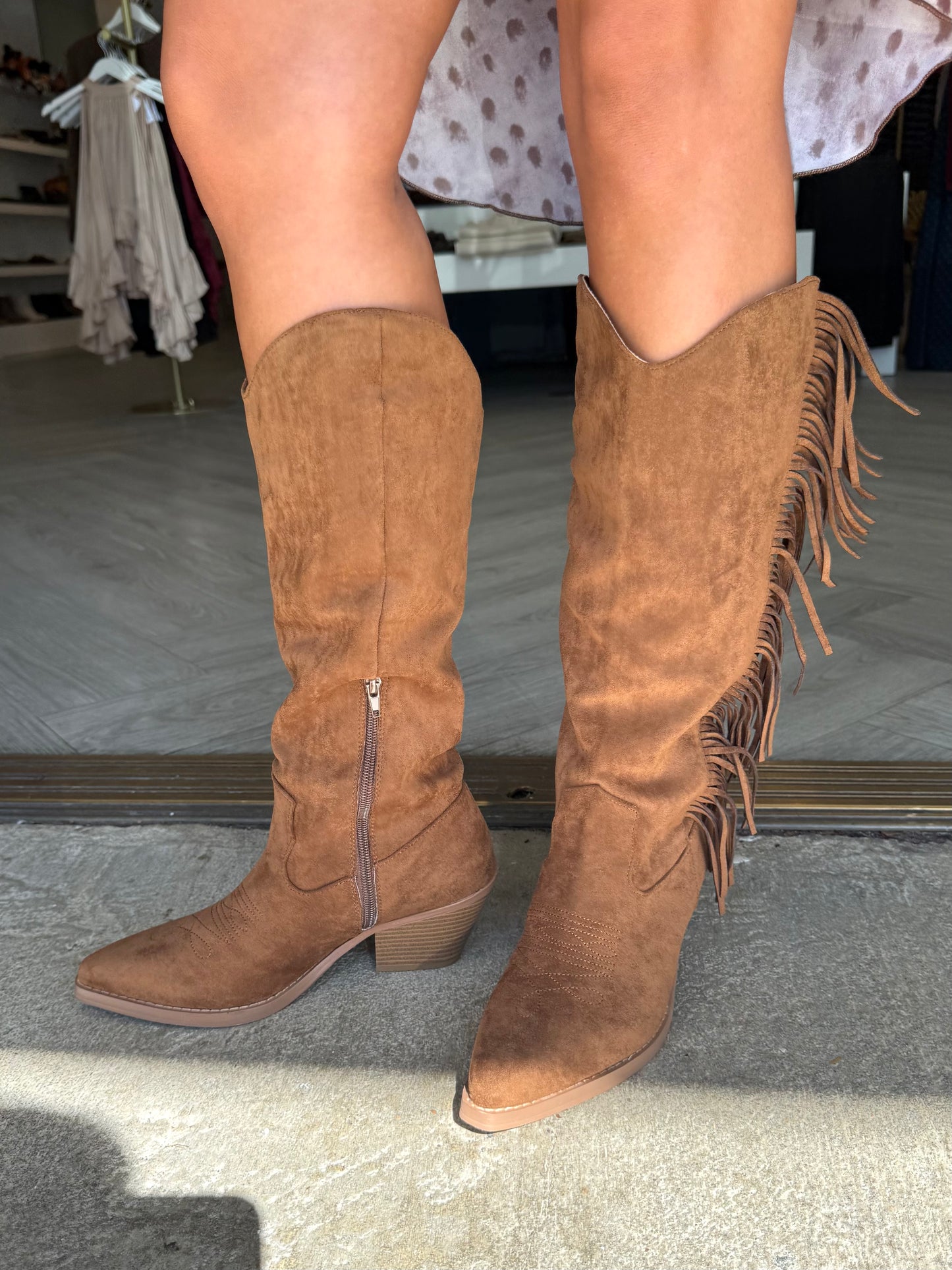 Brown Dixie Fringe Saddle Boot