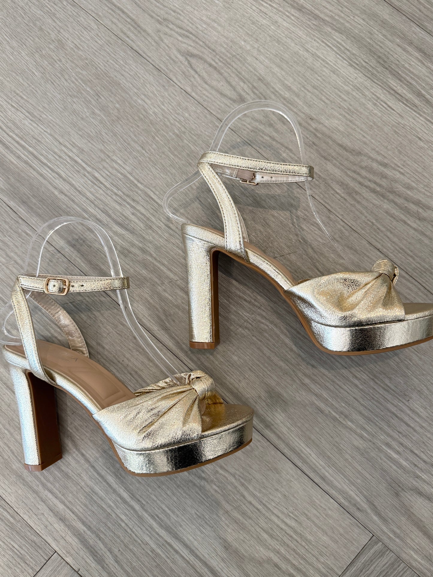 Gold Knot Block Heel