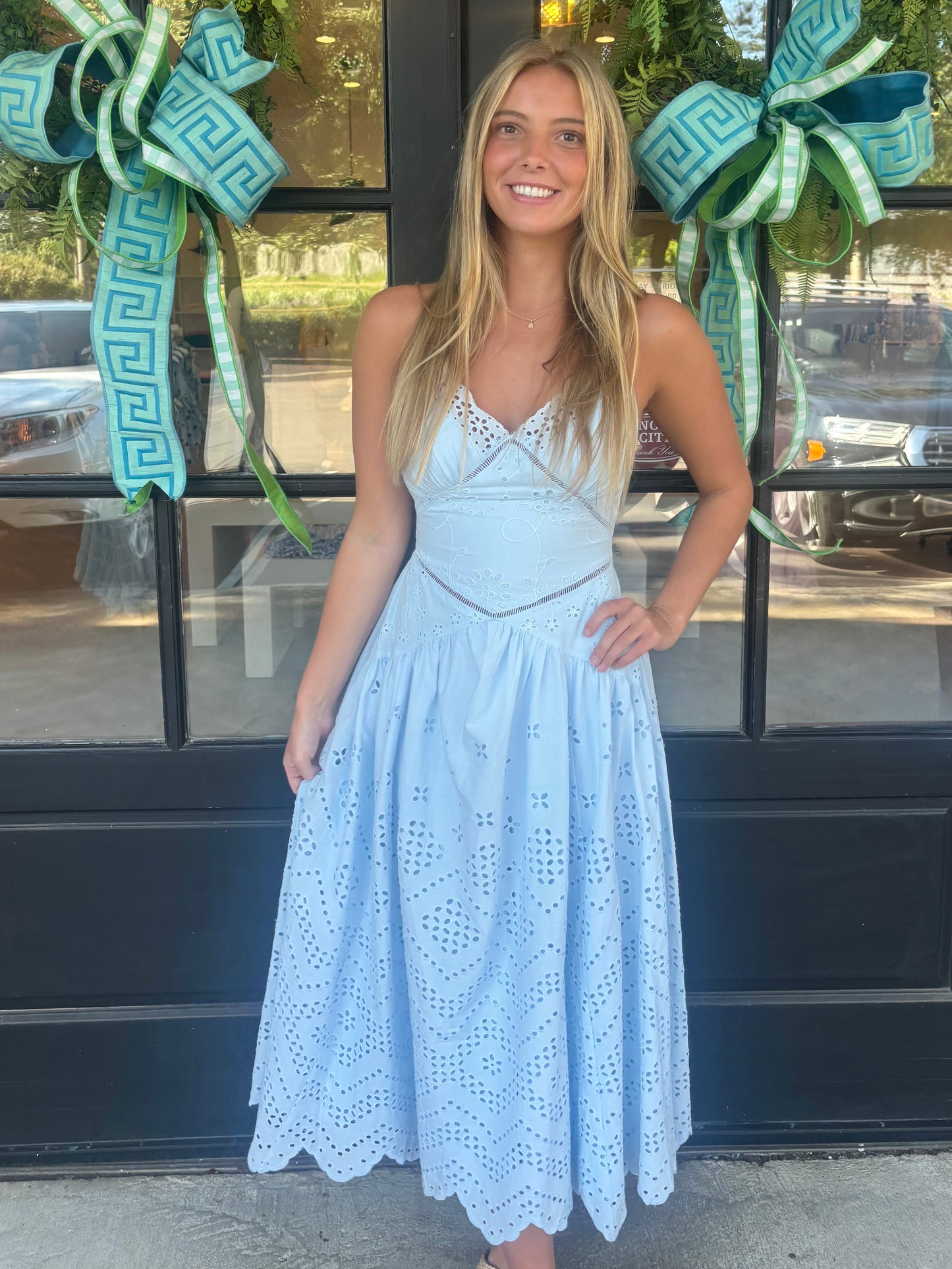 Border Eyelet Flare Midi (2 colors)