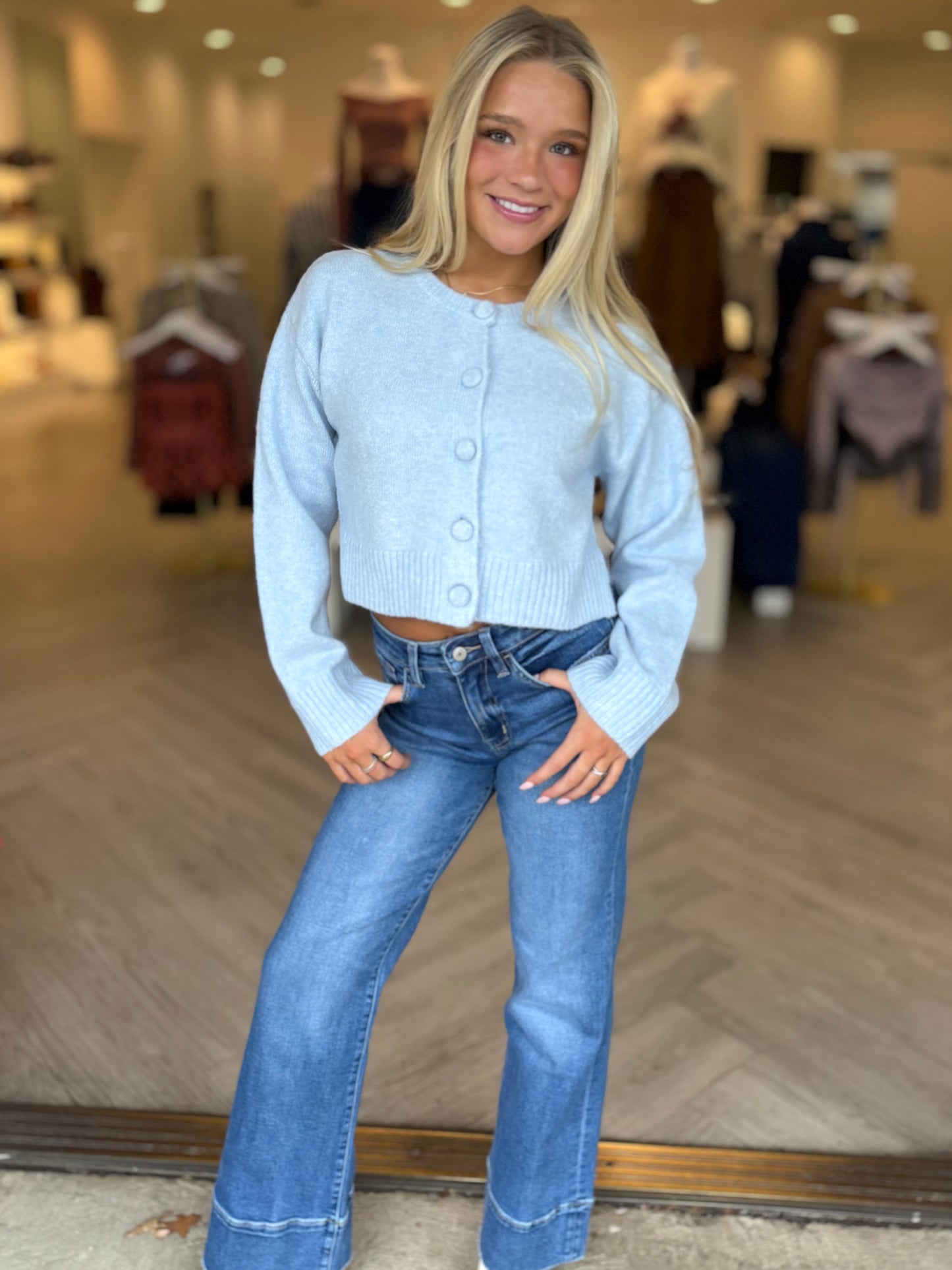 Round Neck Cardigan (2 colors)