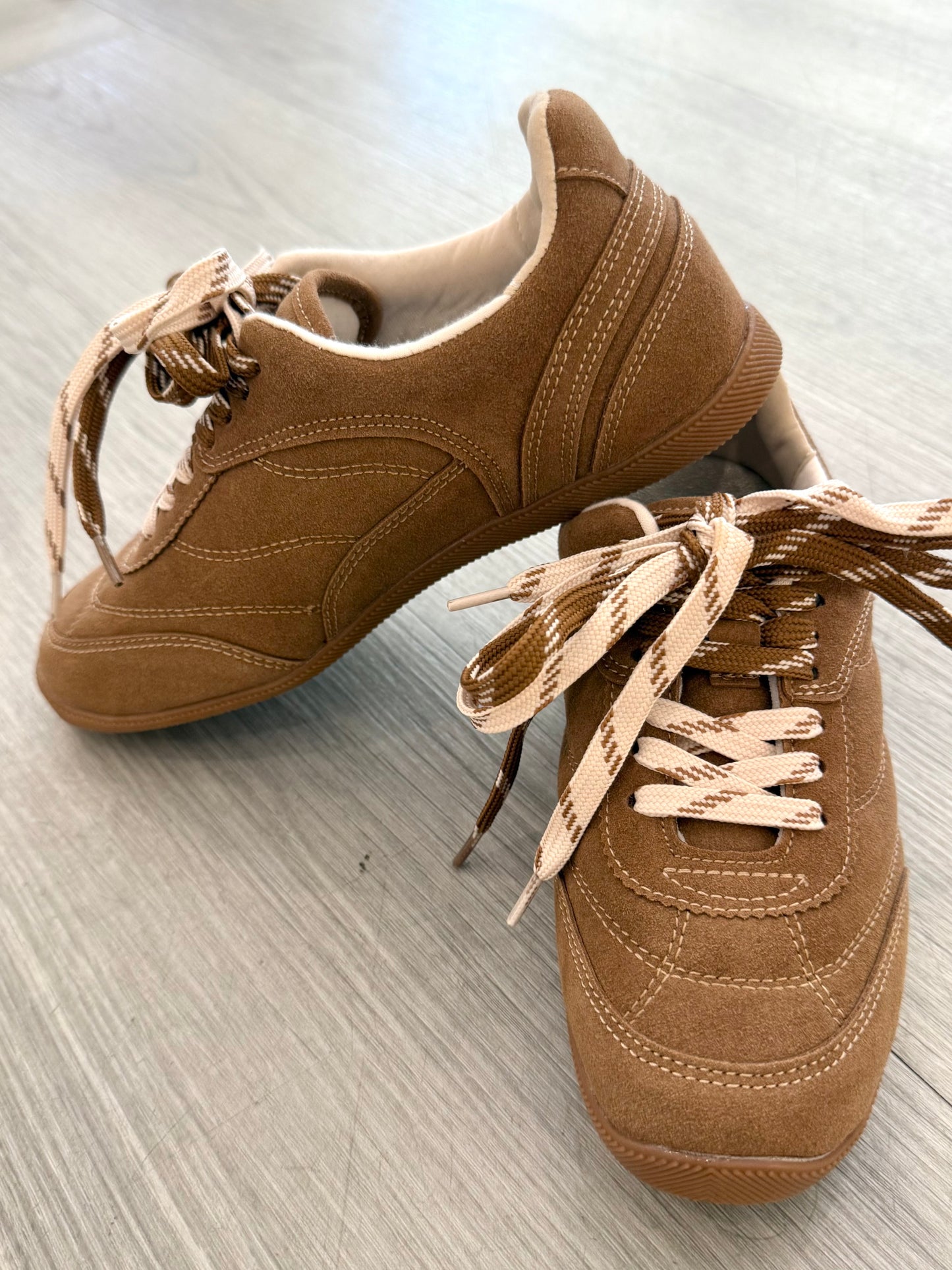 Brown Retro Lace Up Sneaker