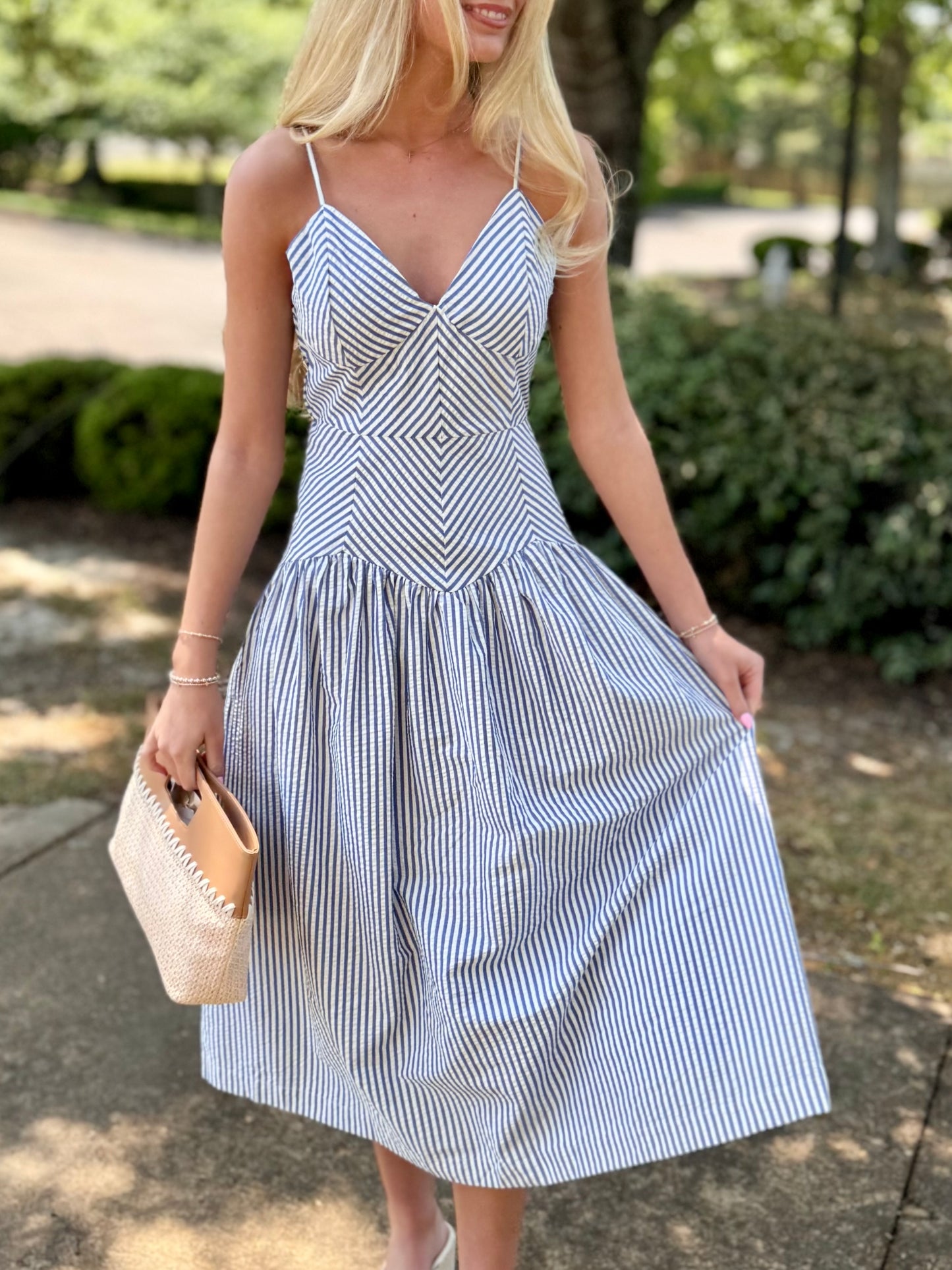 Stripe Wavy Waist Midi (2 colors)