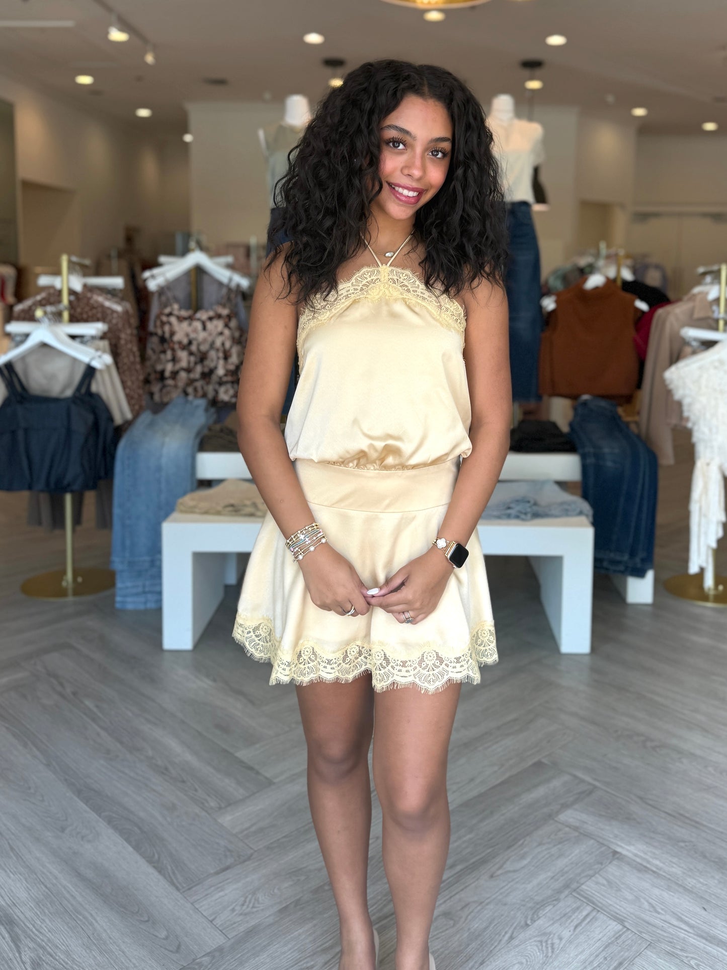 Maize Lace Trim Mini