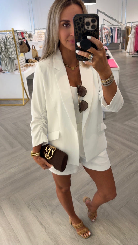 Suit Up Blazer (2 colors)