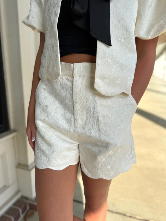 Off White Jacquard Scallop Shorts