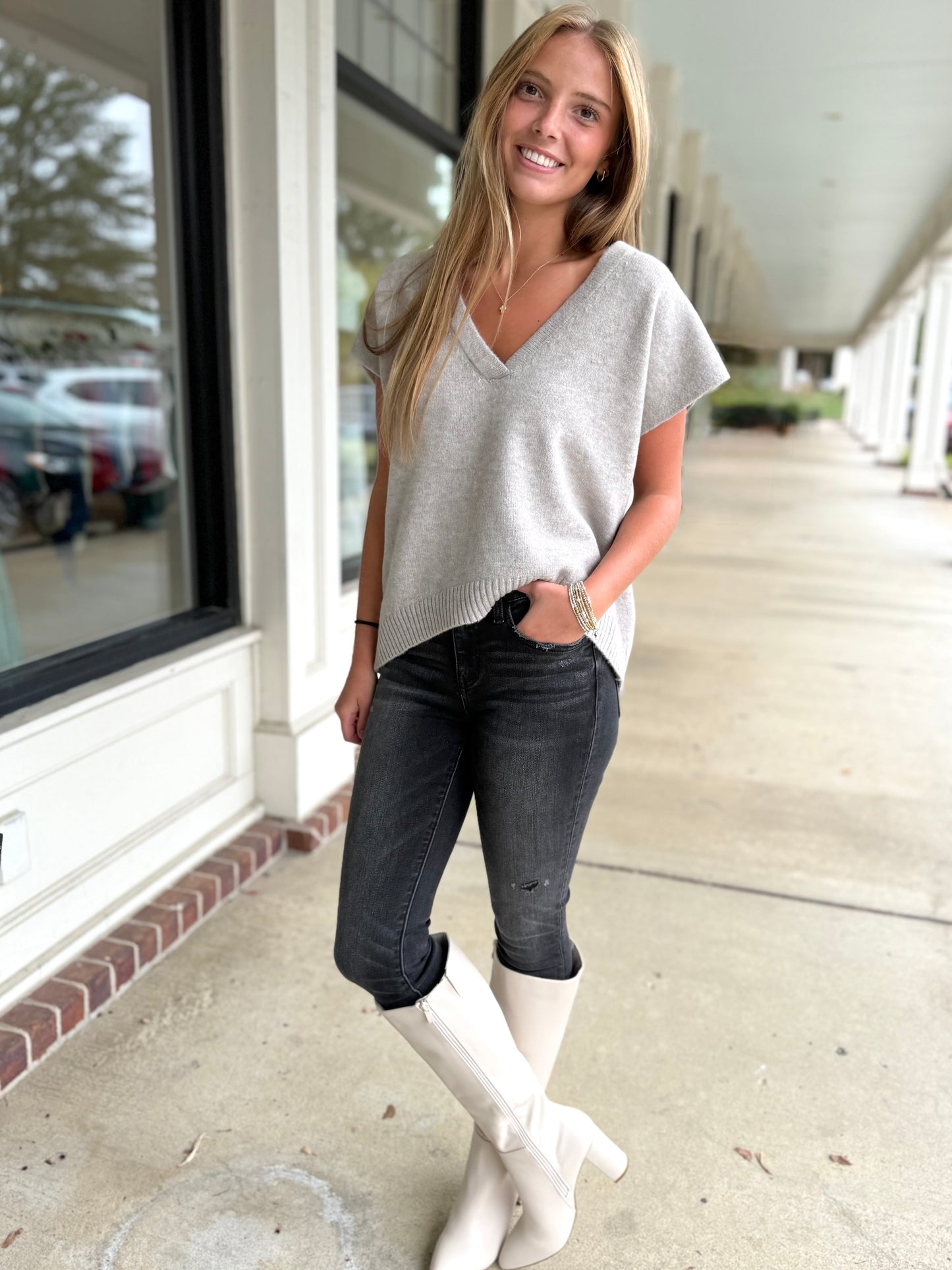 Oatmeal V Border Sweater