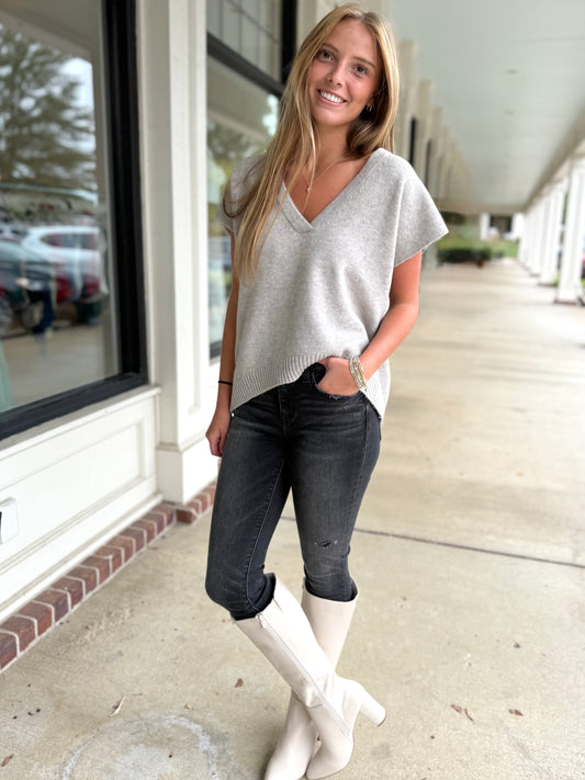 Oatmeal V Border Sweater