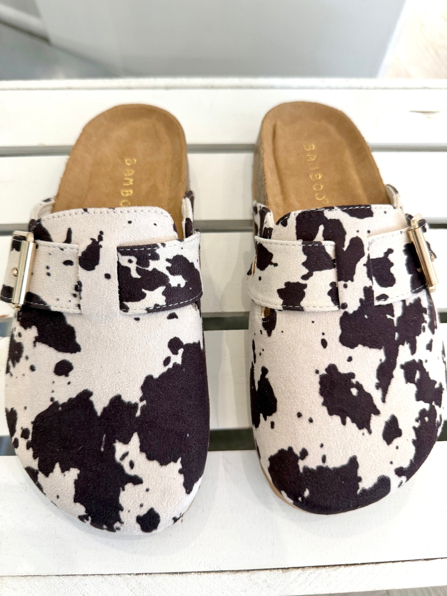 Cow print Slides