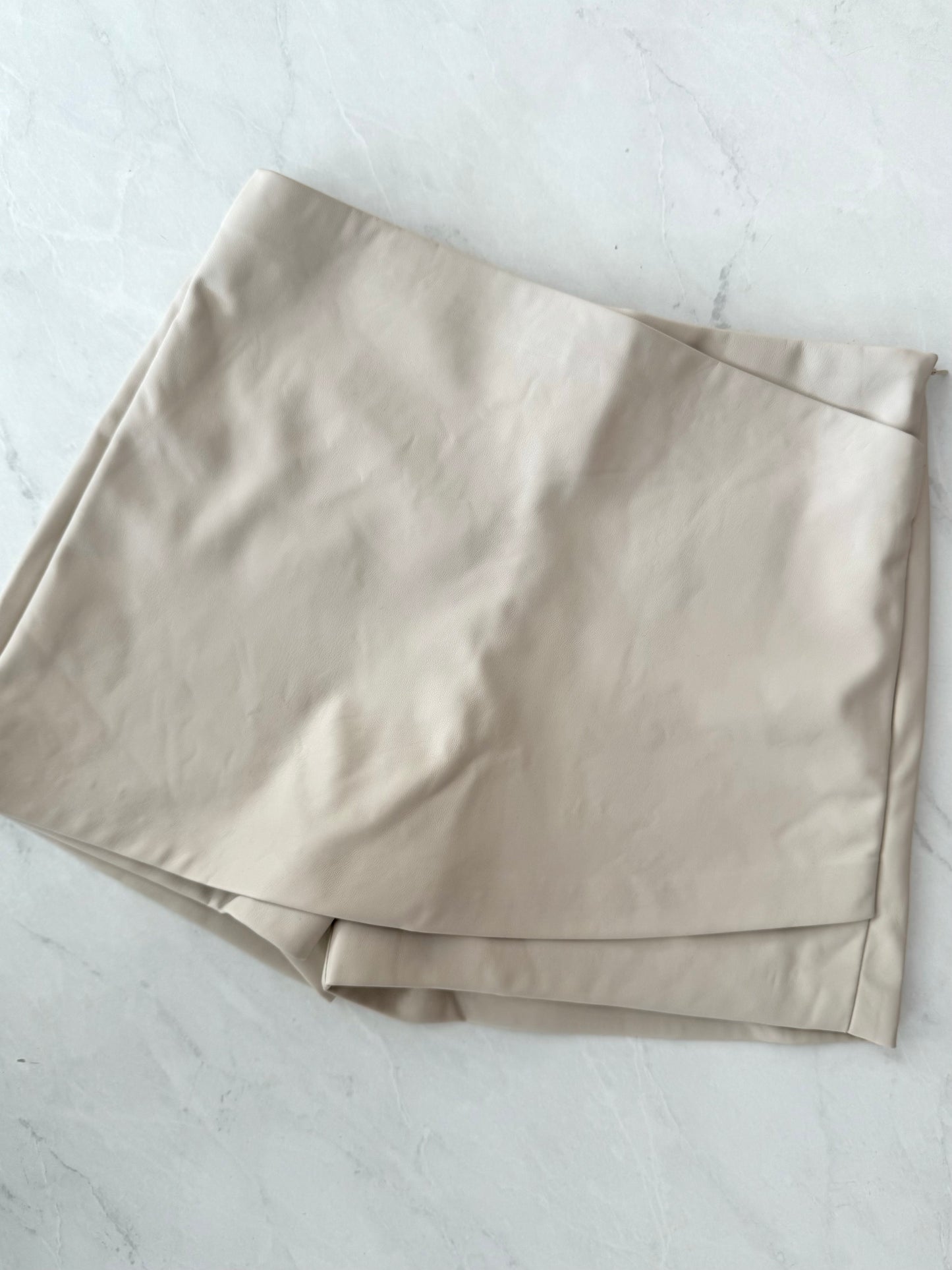 Cream Back Pocket Skort