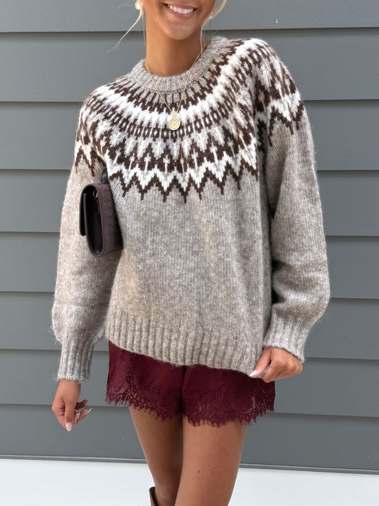 Burgundy Lace Trim Short
