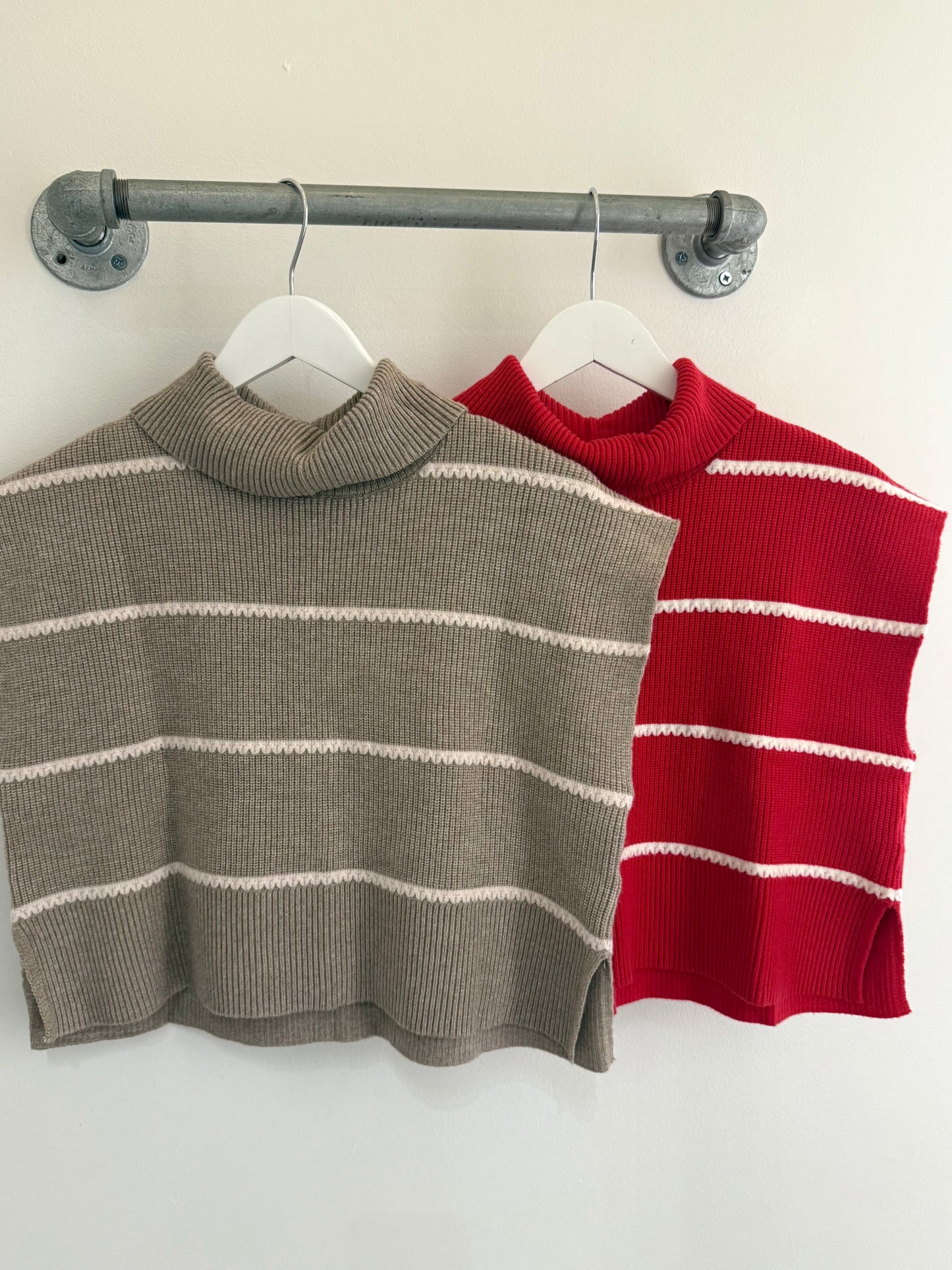 Stripe Turtle Neck Vest
