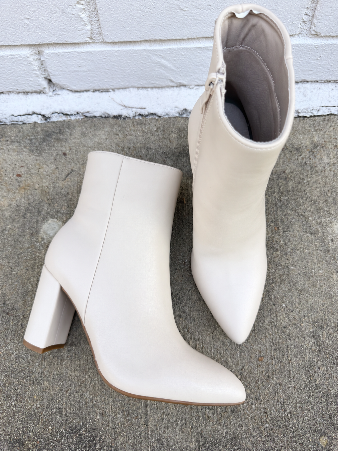 Monroe Leather Bootie (2 colors)