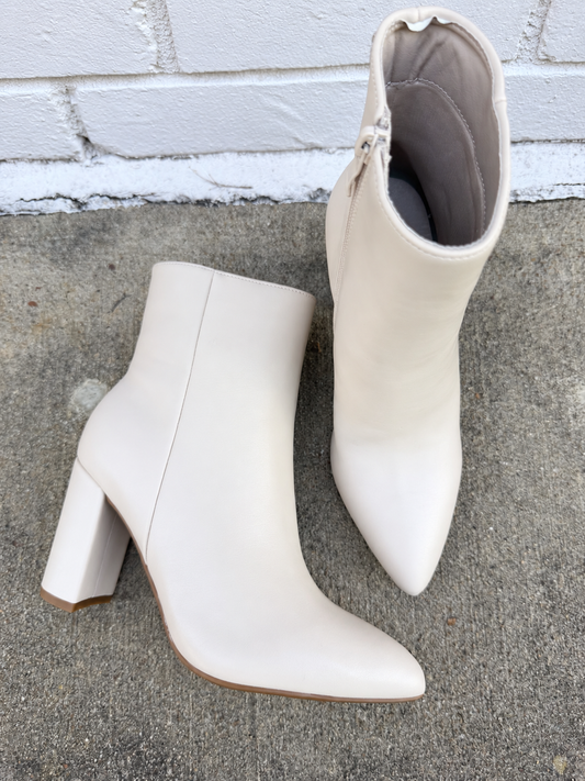 Monroe Leather Bootie (2 colors)