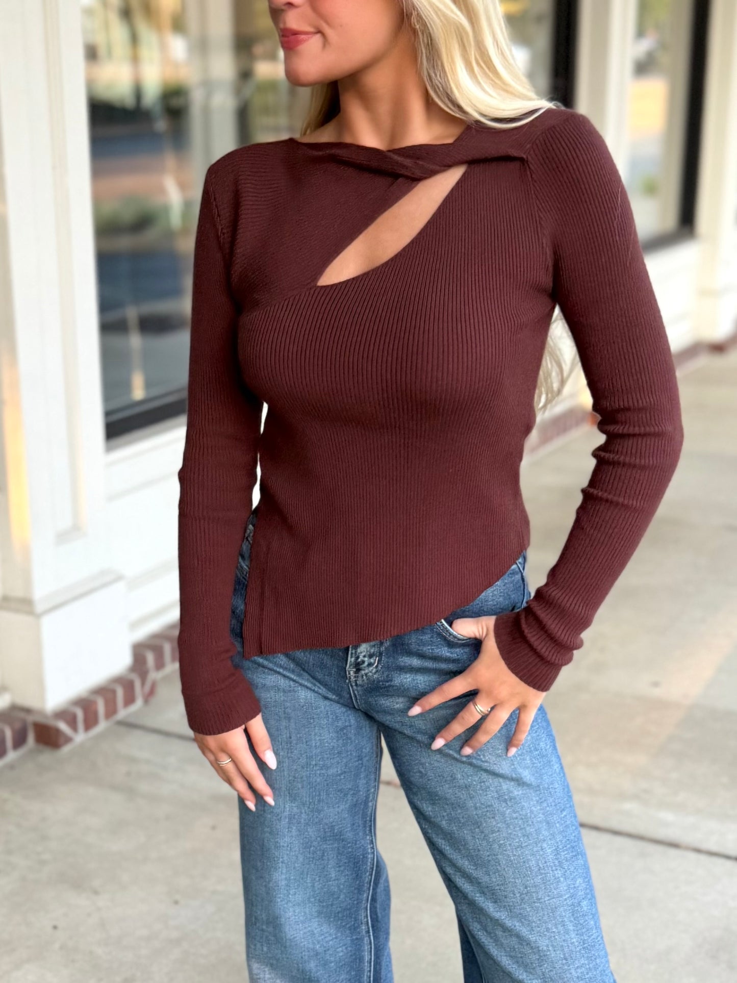 Twisted Front Rib Sweater(2 colors)