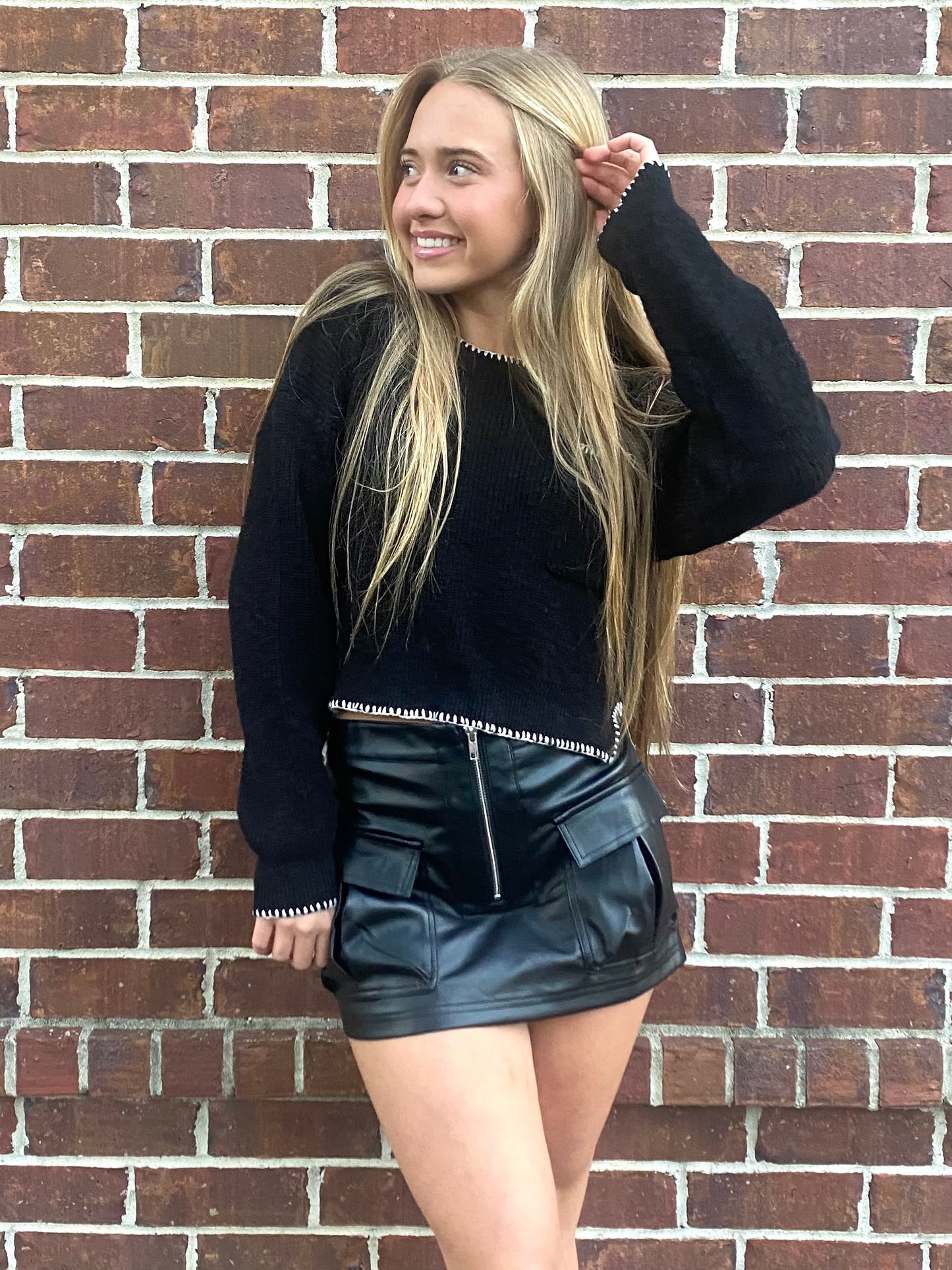 Black/Cream Stitch Sweater