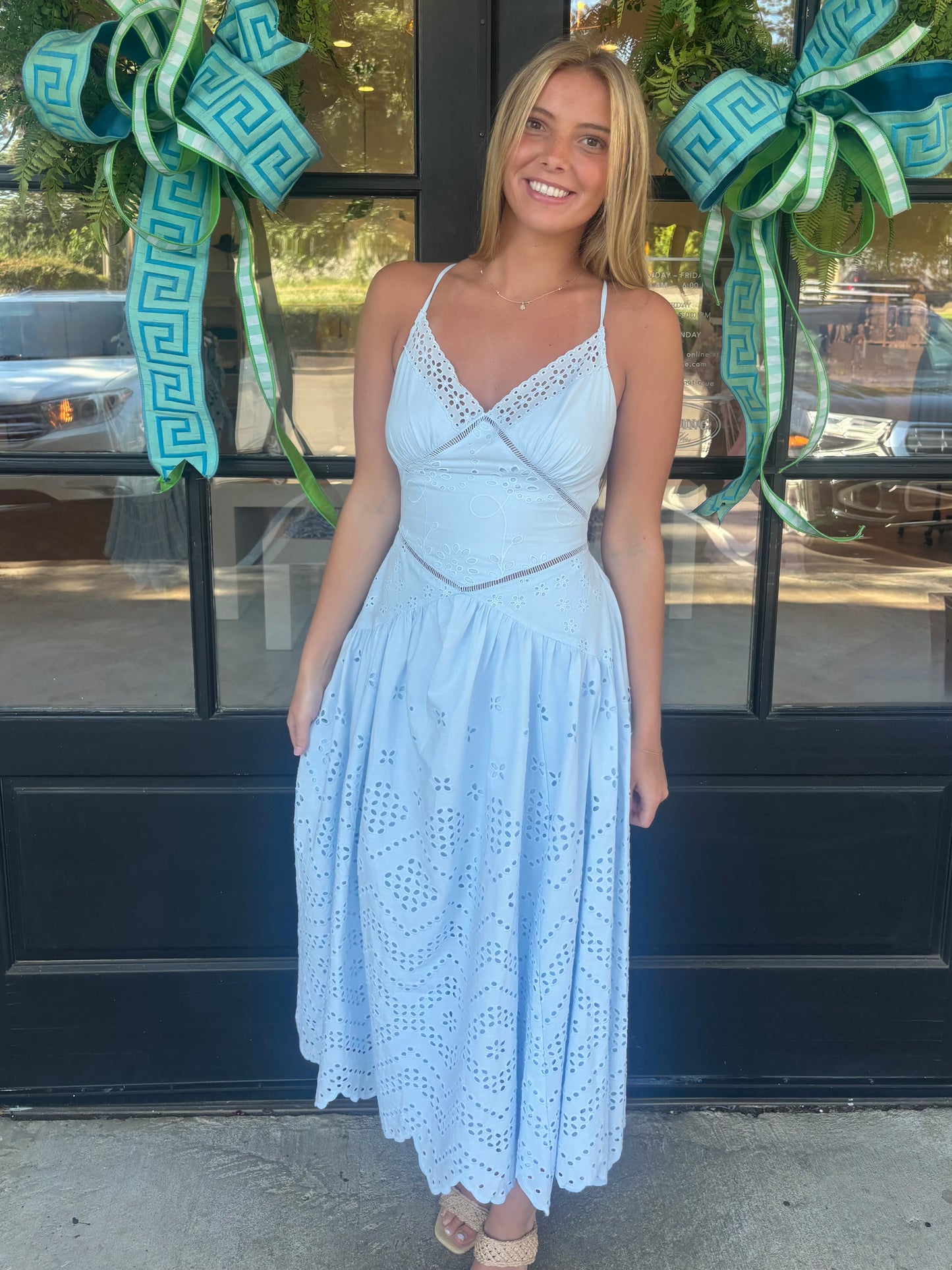 Border Eyelet Flare Midi (2 colors)