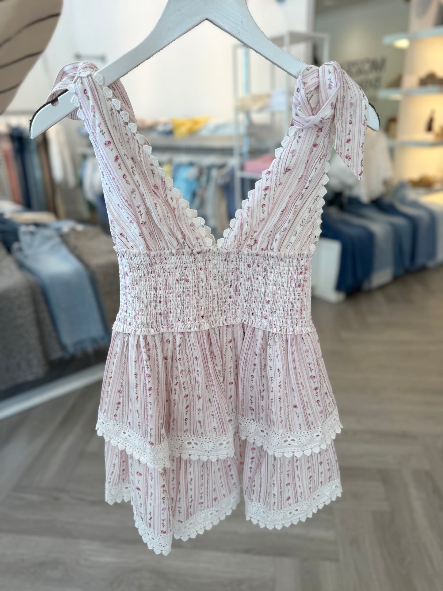 Rhapsody Lace Mini (2 colors)