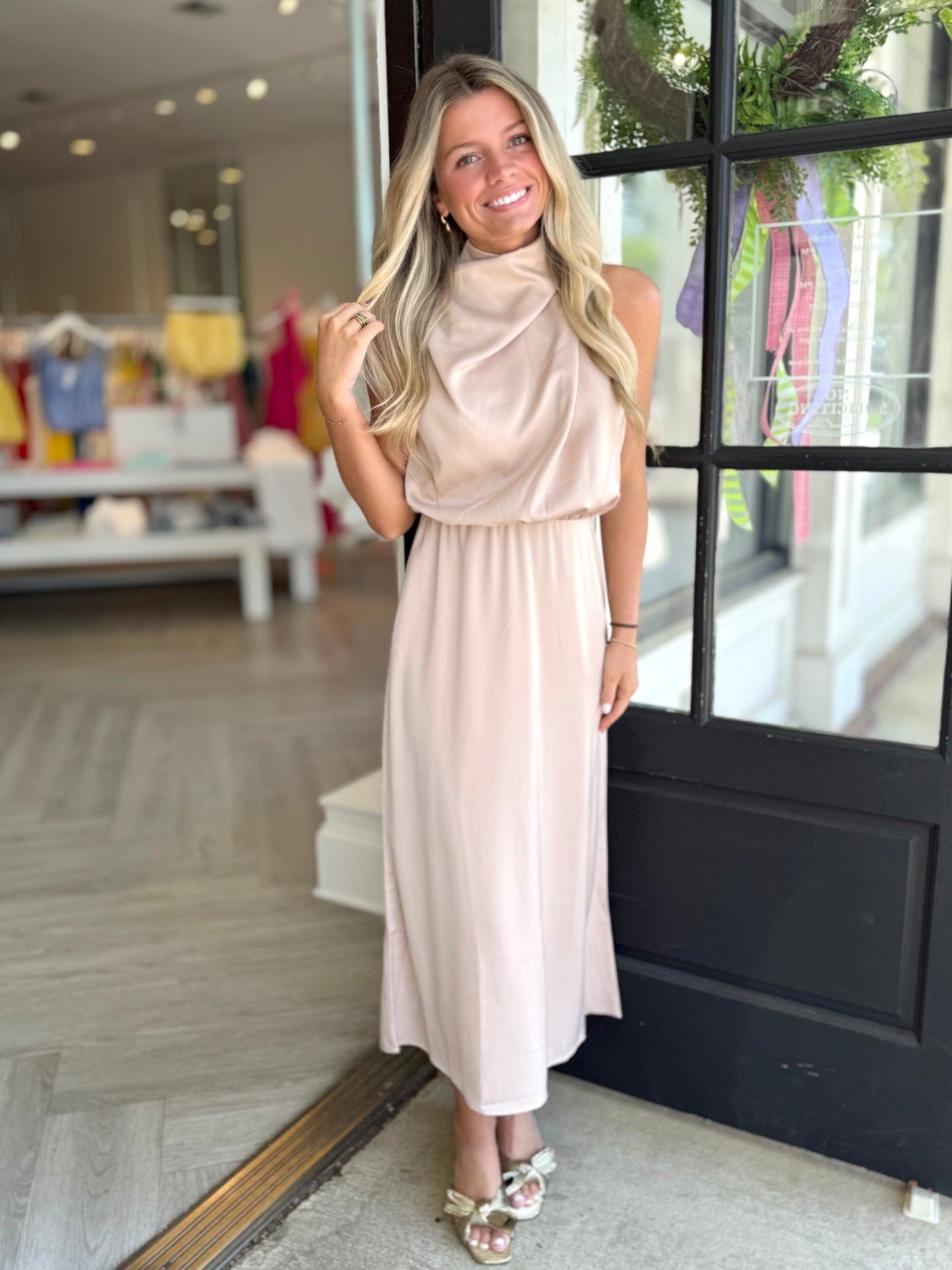 Elegant Sleeveless Satin Dress
