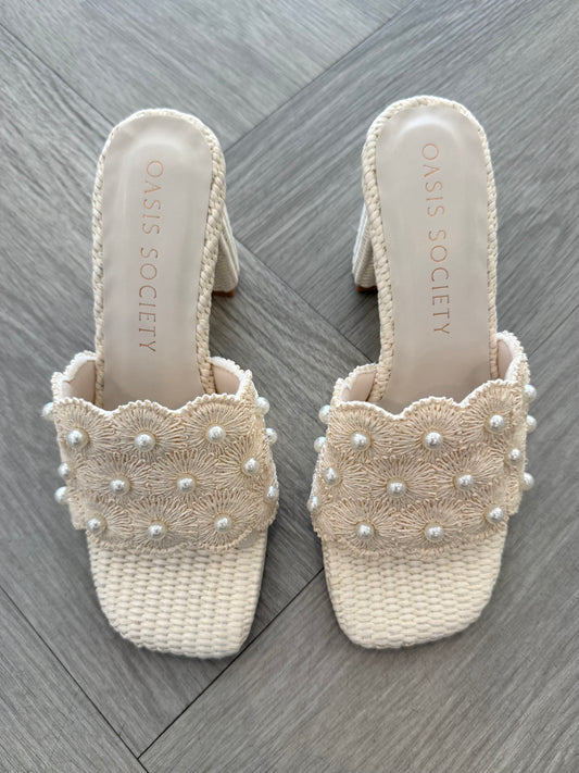 Holland Ivory Pearl Heel