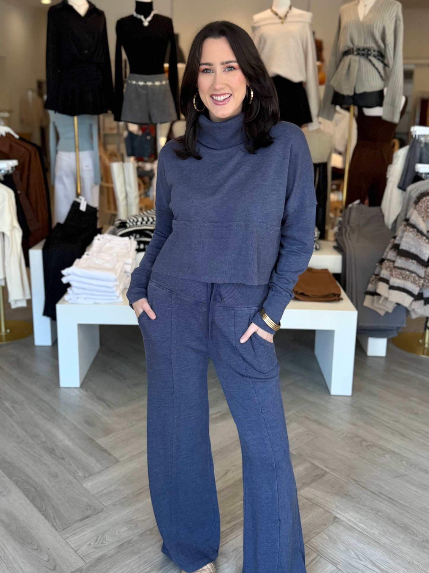 Night In Basic Sweatpants (2 colors)