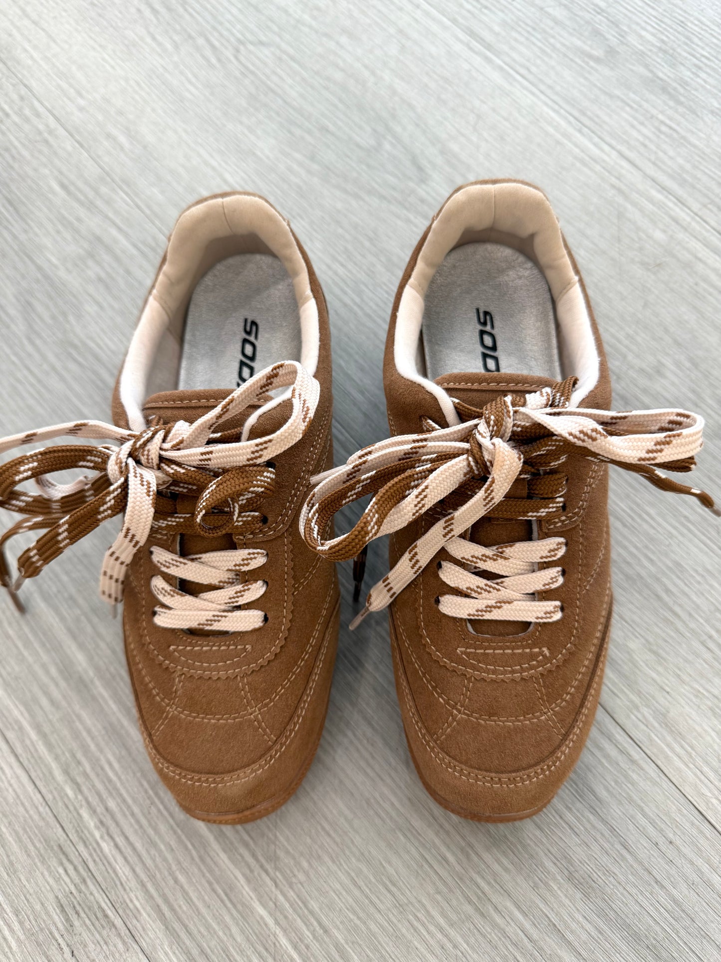 Brown Retro Lace Up Sneaker
