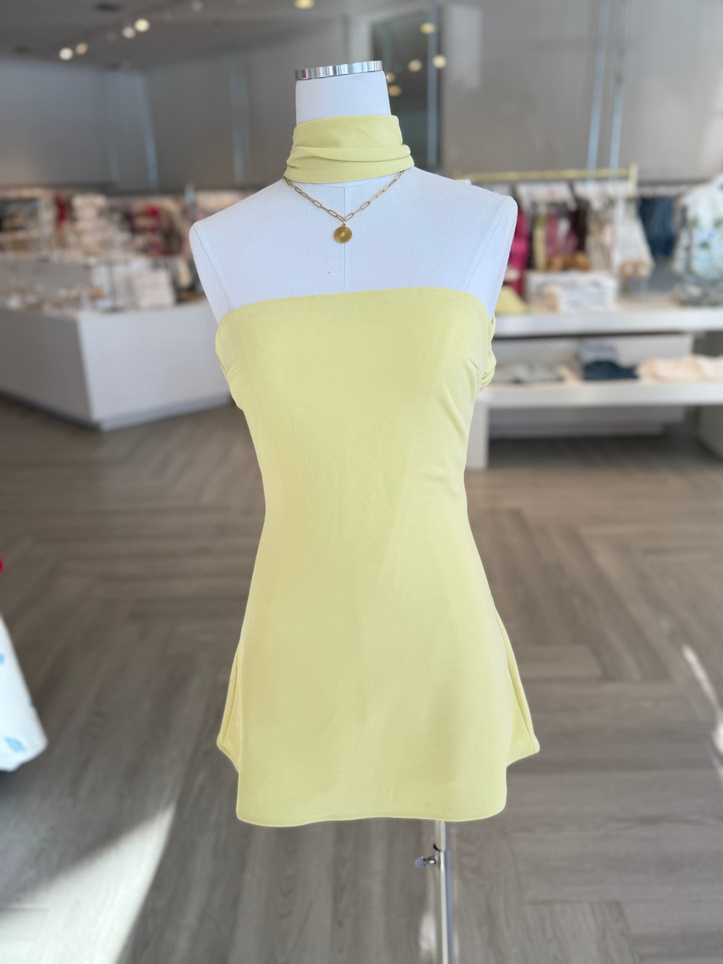 Butter Yellow Choker Mini
