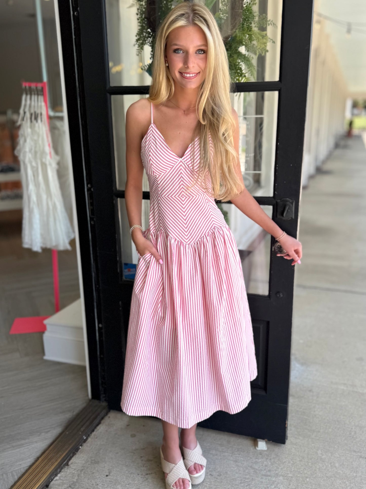 Stripe Wavy Waist Midi (2 colors)