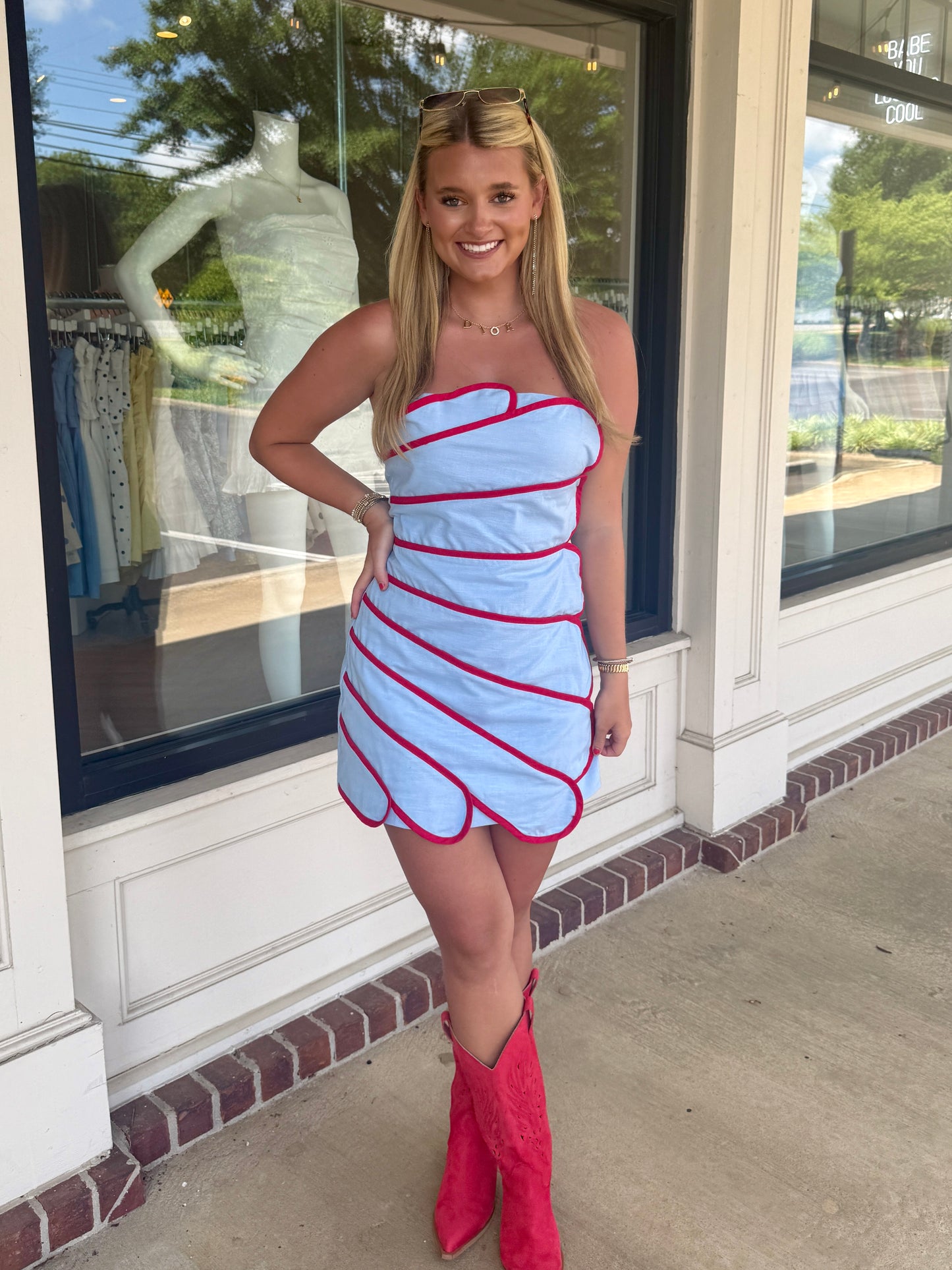 Scallop Cascade Strapless Mini (2 colors)
