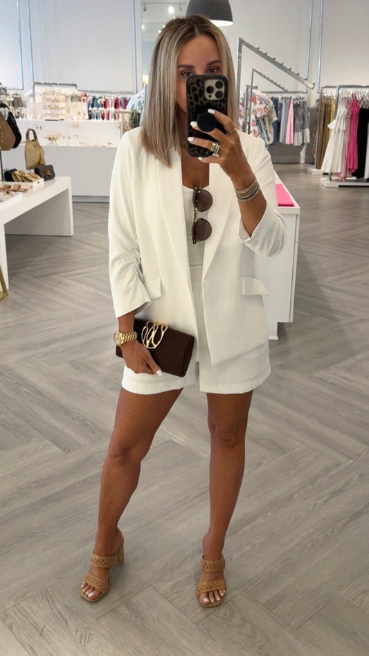 Suit Up Blazer (2 colors)