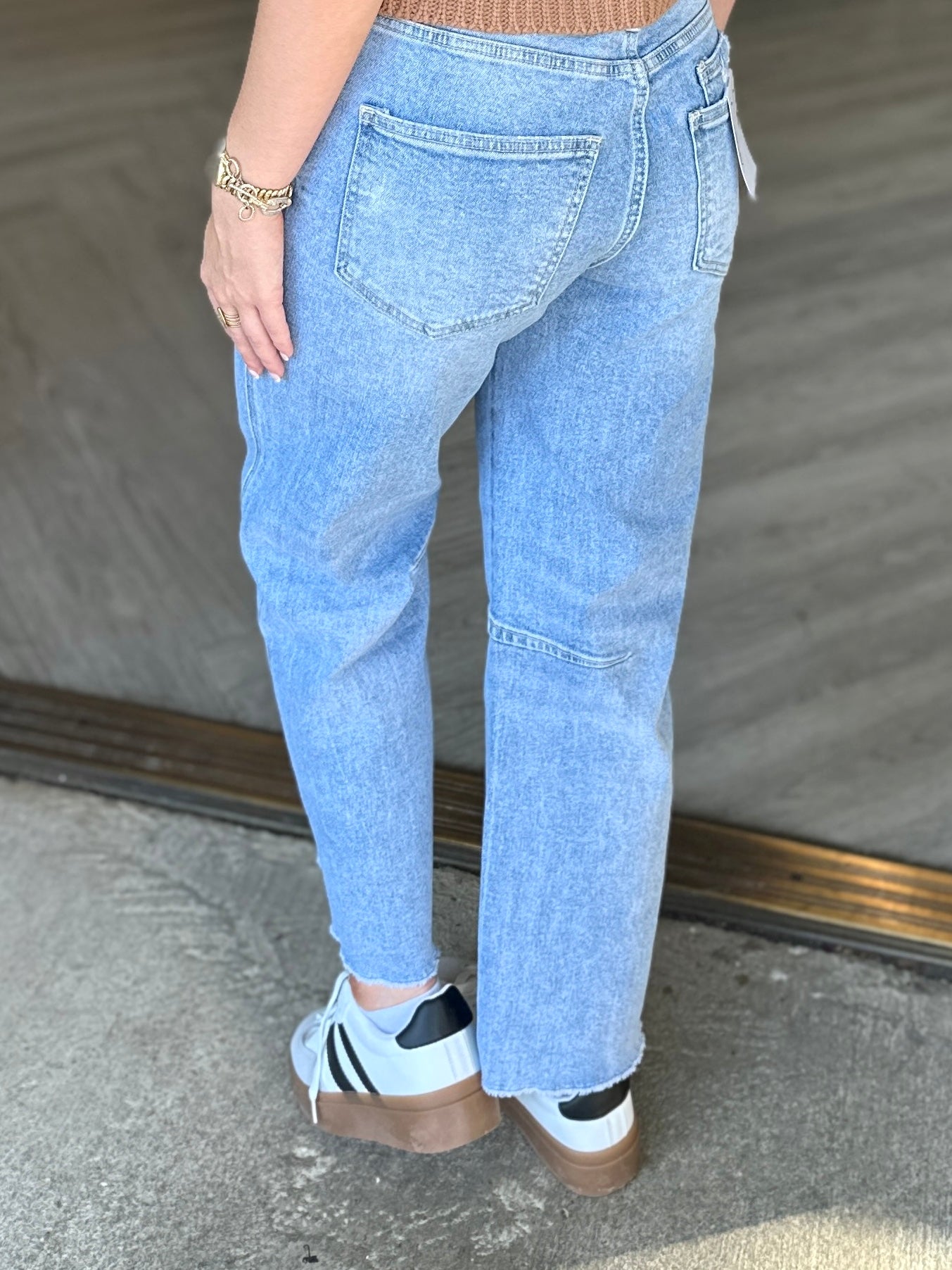 High Rise Barrel Jeans