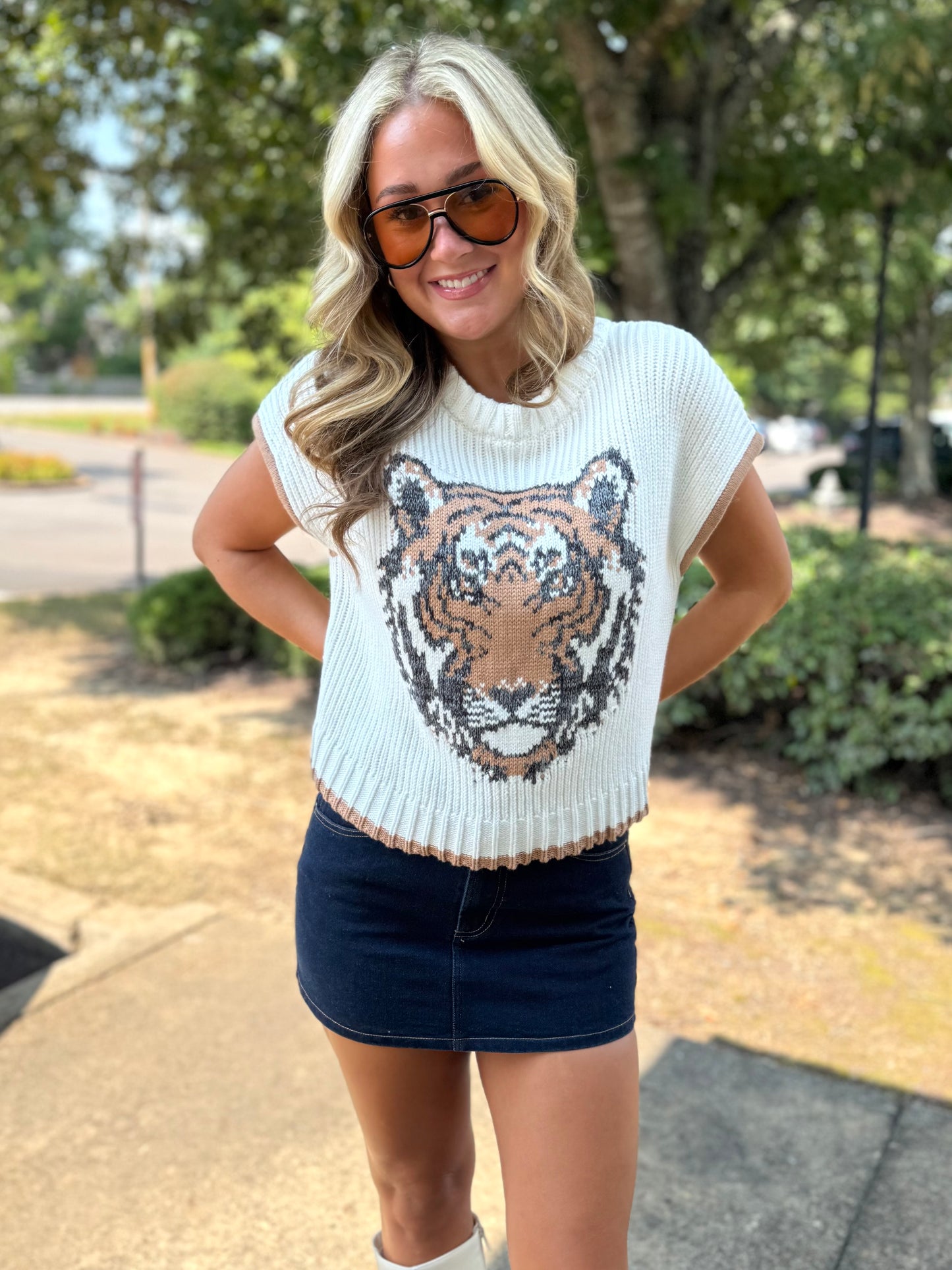 Tiger Contrast Sweater Vest