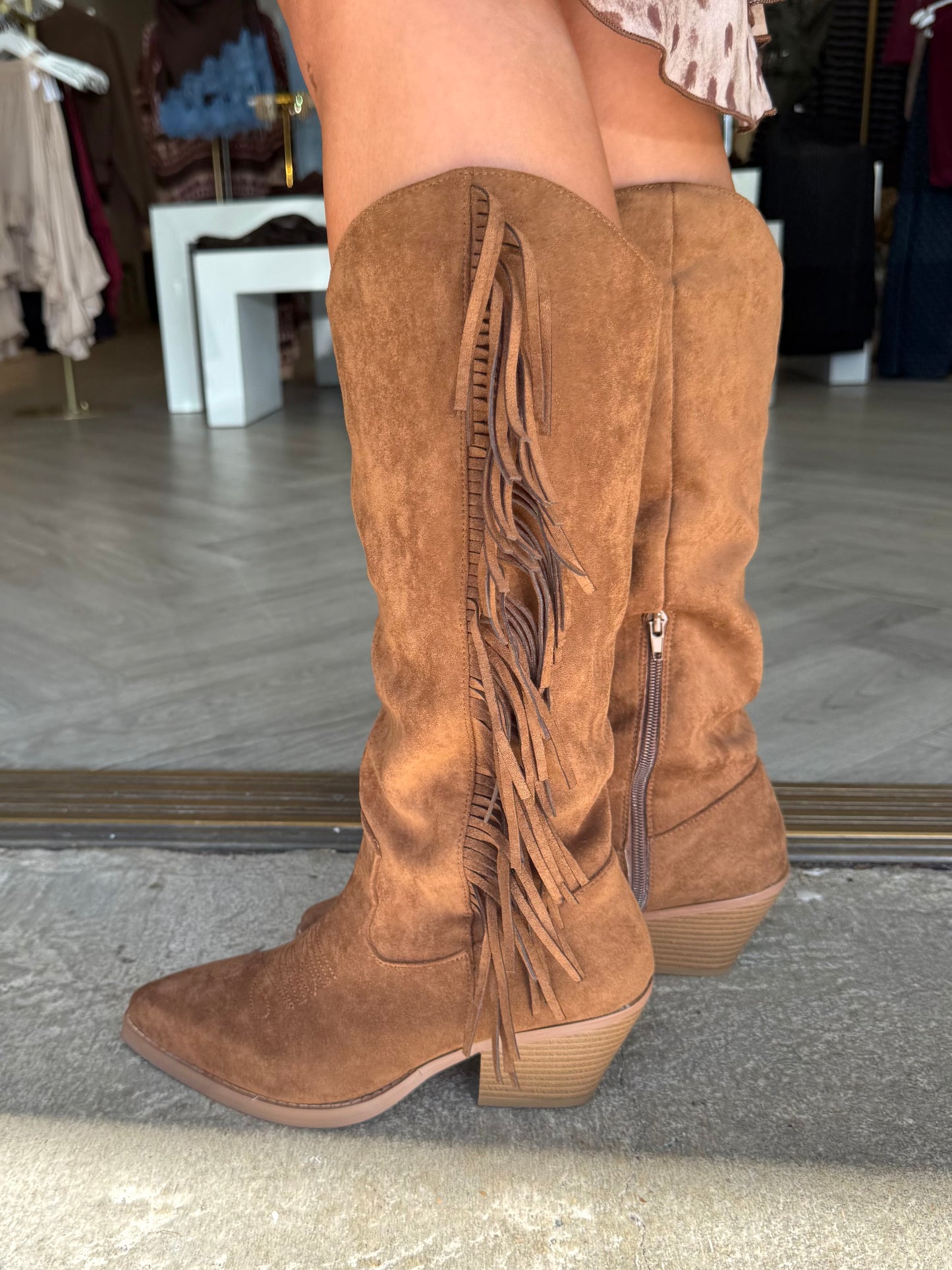 Brown Dixie Fringe Saddle Boot