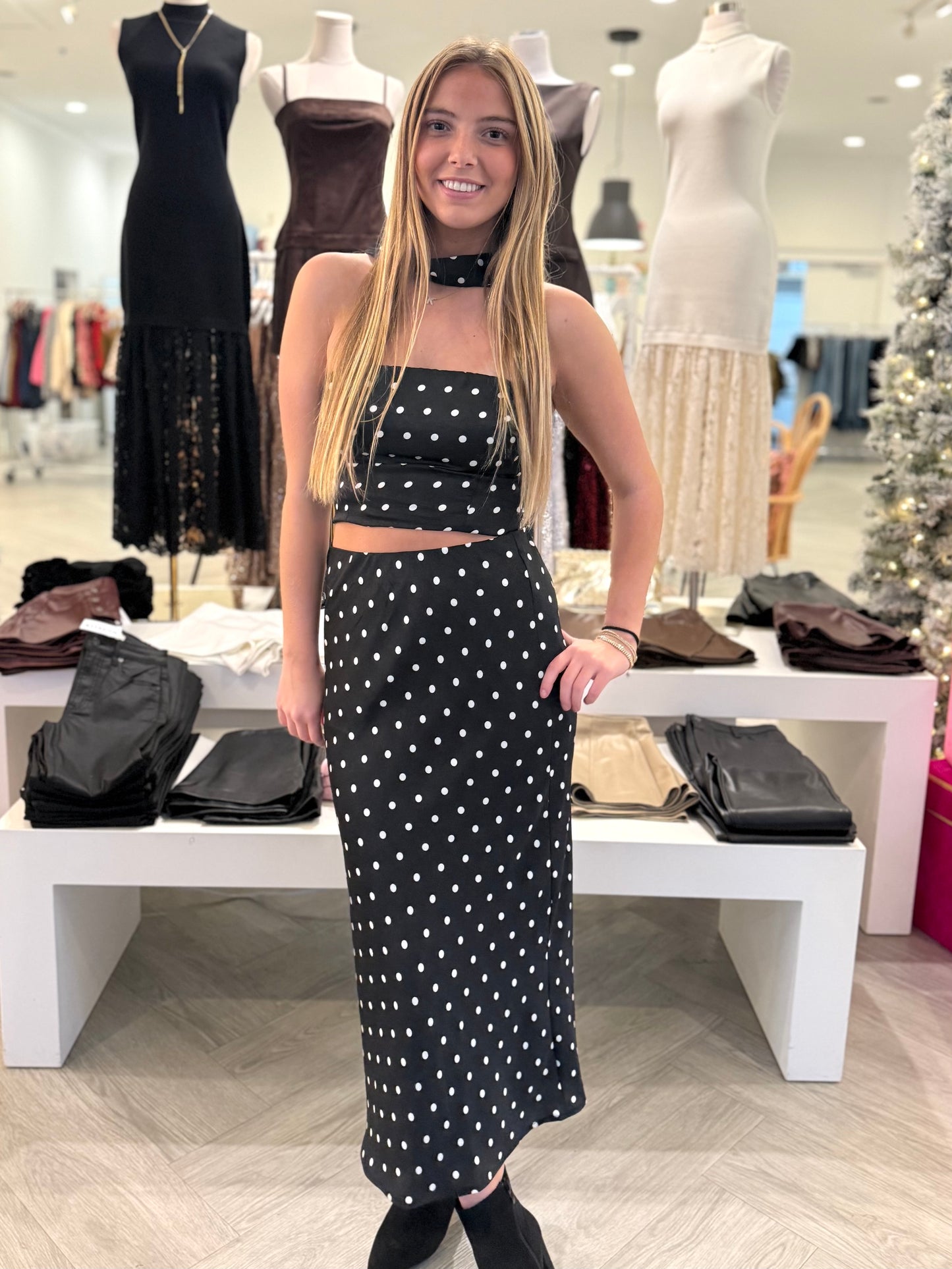 Polka Dot Mid Rise Maxi Skirt