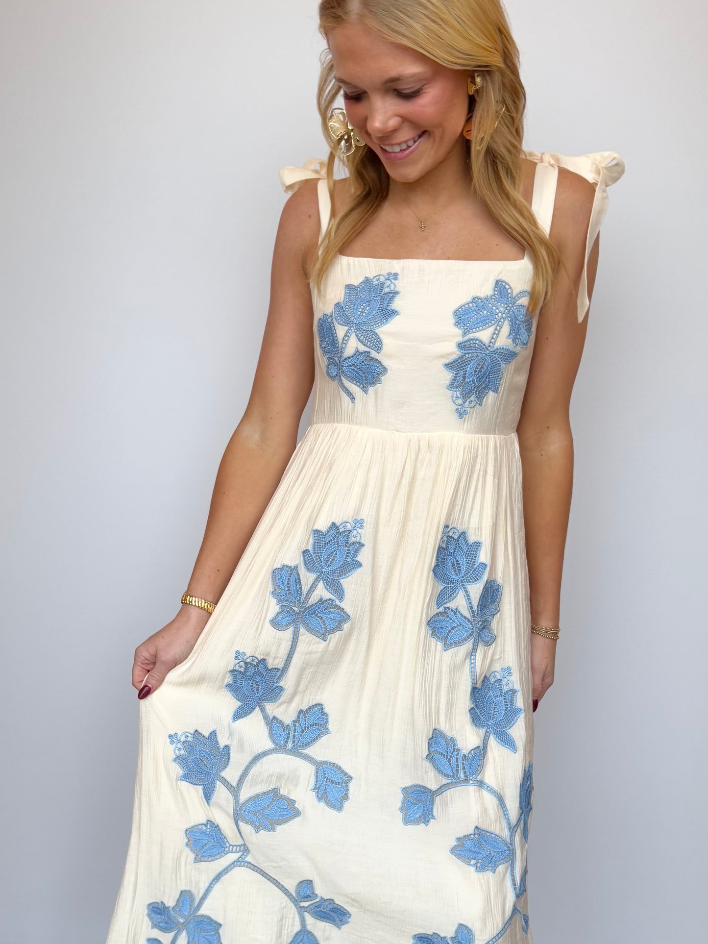 Cream/Blue Flower Maxi