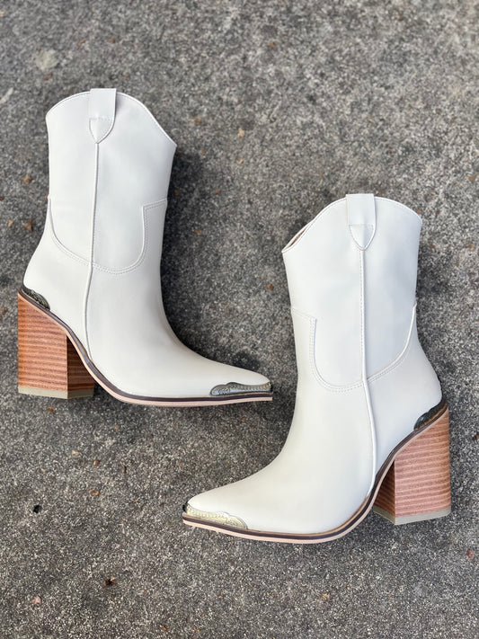 Ivory Western Gold Star Plated Boot