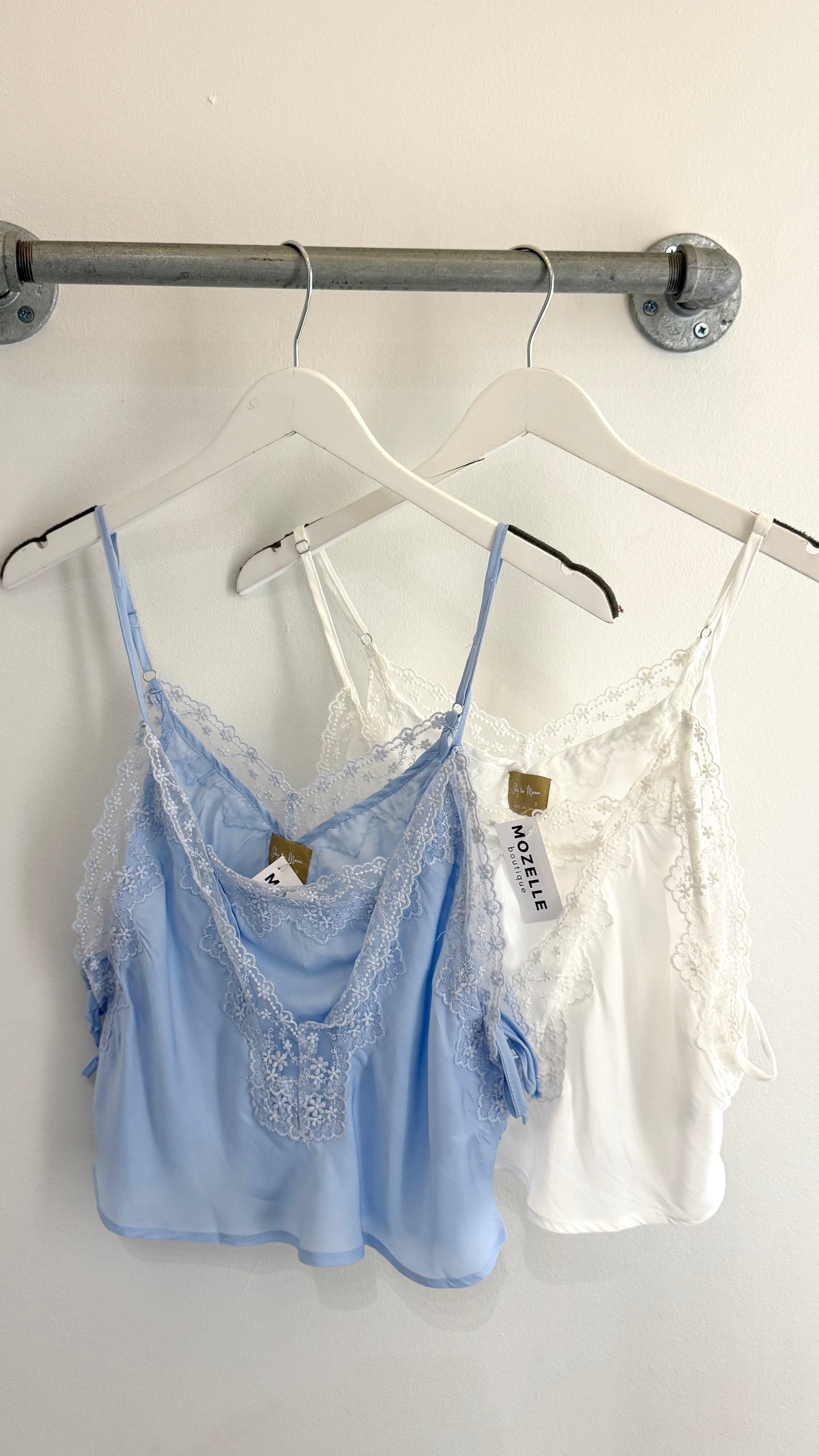 Lace Point Cami Crop Top